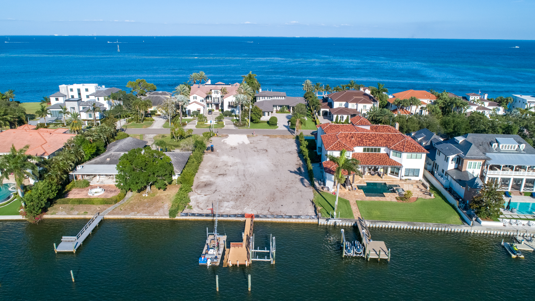Vacant Waterfront Lot In Snell Isle Neighborhood of St. Petersburg, FL
